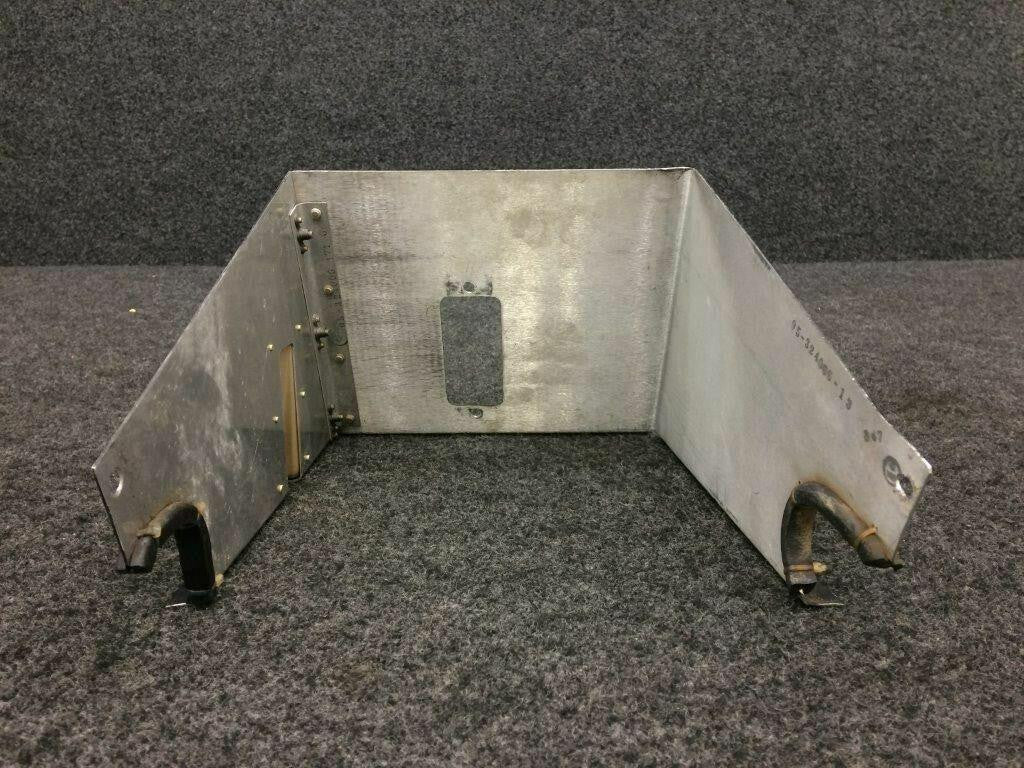 Beechcraft 95-324006-13 Beech E-55 Baron Box Bottom Console Control