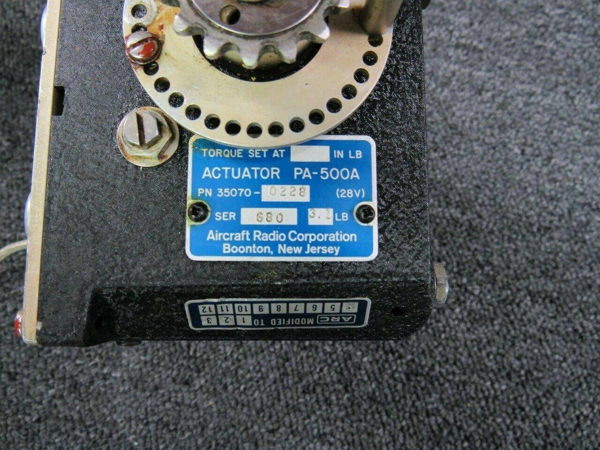 ARC 35070-0228 M/N PA-500A Cessna 421B ARC Actuator Assy Volts 28