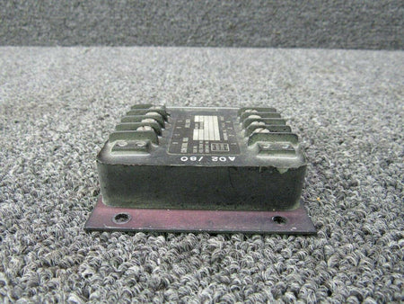 Cessna HYLZ-9879 Cessna 421B Barber Colman Control Box Volts 28