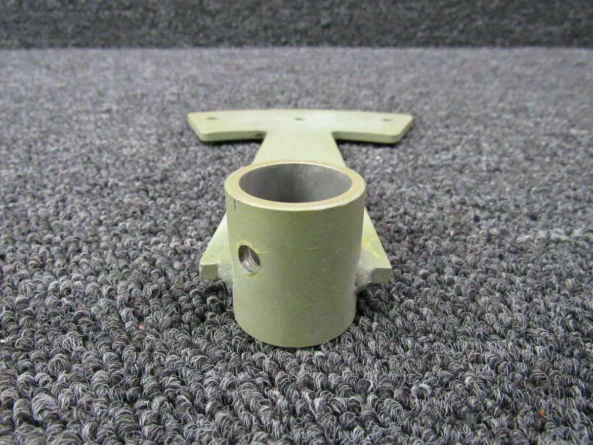Beechcraft 36-524106-1 Beech 58 Arm Aileron Bobweight
