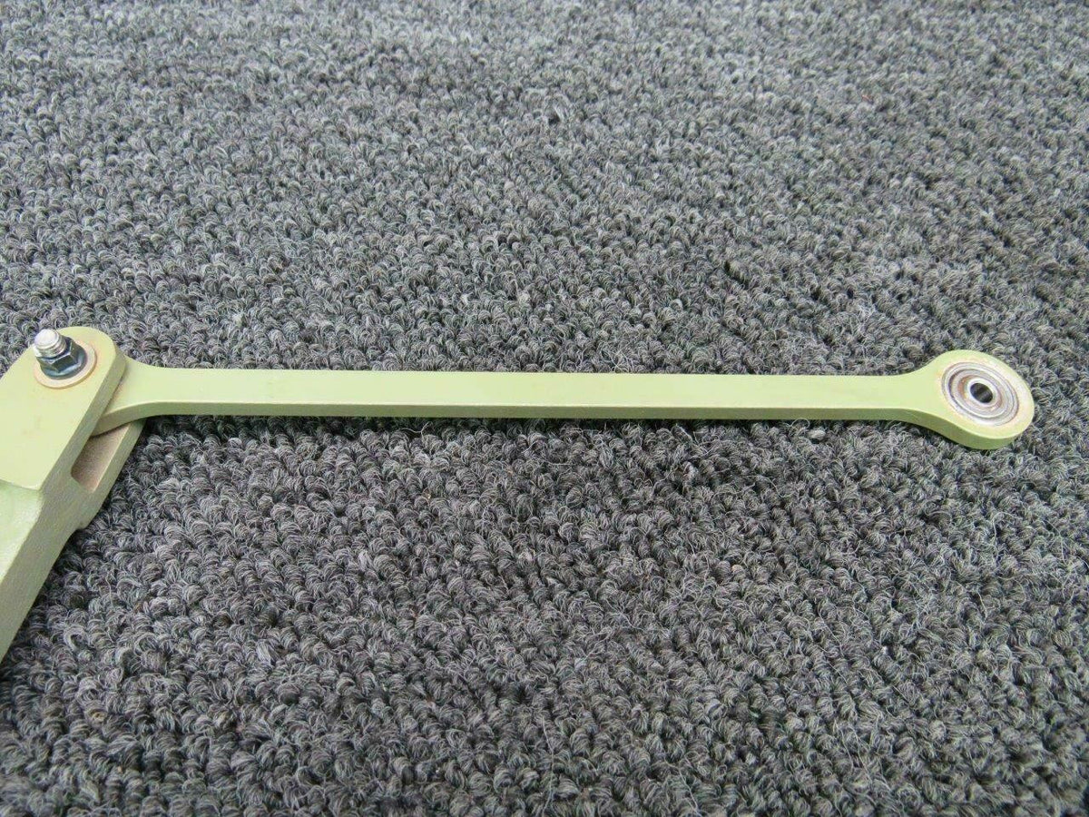 Beechcraft 106-524026-5 / 60-524023-3 Beech 58 Control Column Link and Arm Assy