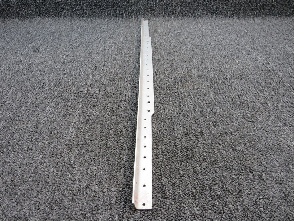 0710607-3 Cessna 182D Angle Assembly