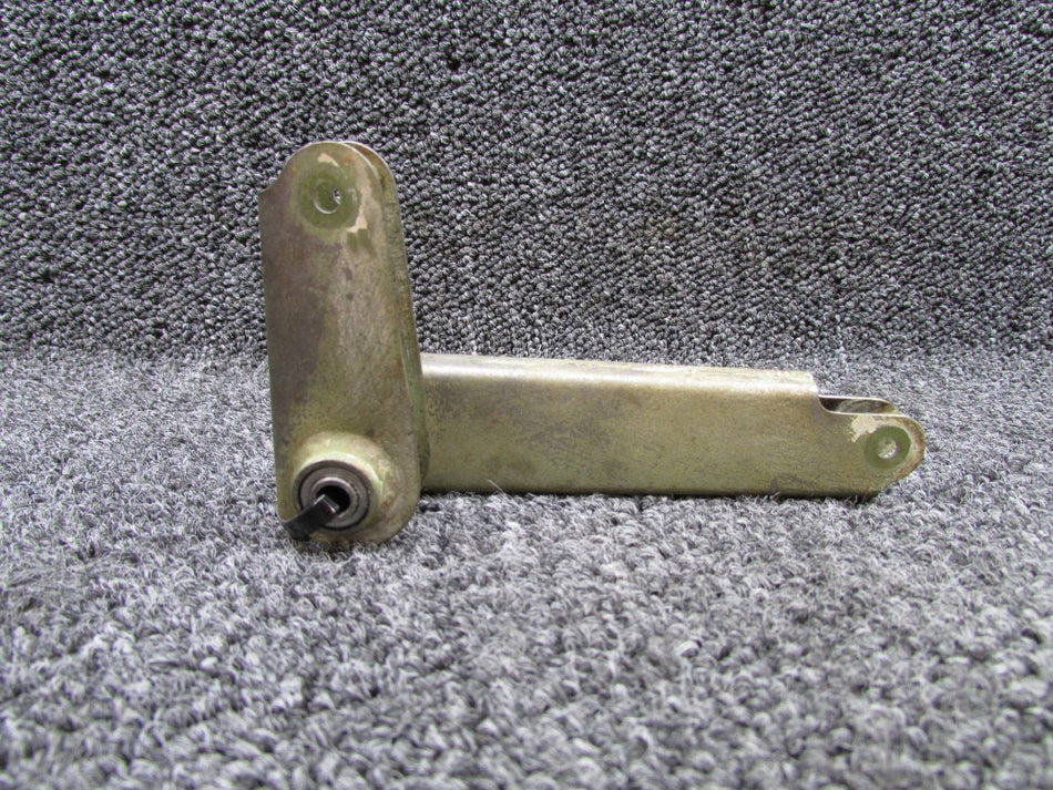 1262038-1 Cessna T210N Flap Bellcrank Assembly Outboard LH