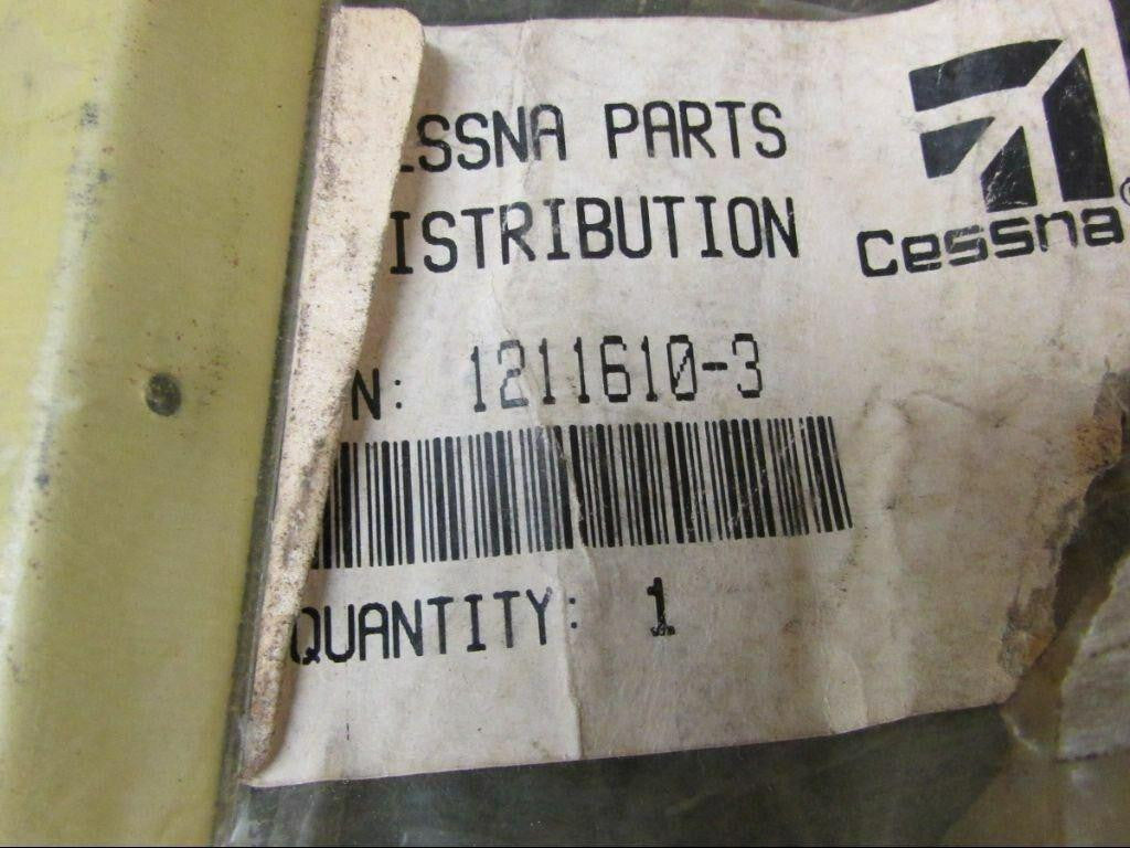 Cessna 1211610-3 Cessna Angle Assembly NEW OLD STOCK SA
