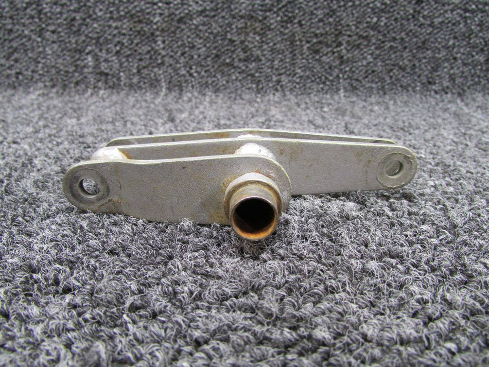 46288-000 Piper PA31T Bellcrank Door Latch Upper