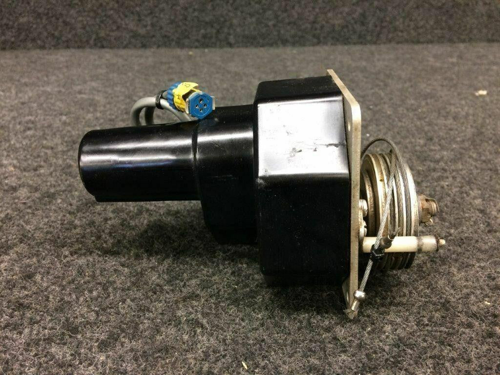 Beechcraft 1C508-1-694P Beech BE-76 Edo-Aire Pitch Servo Autopilot V 14
