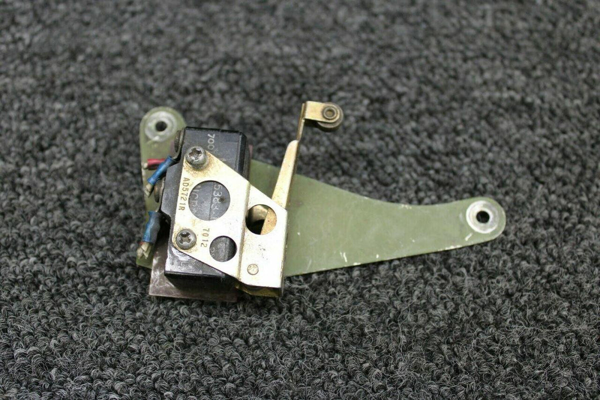 2VB1 Cessna 310Q Nose Gear Down Switch W/ Bracket (Volts: 14-28) BAS Part Sales | Airplane Parts
