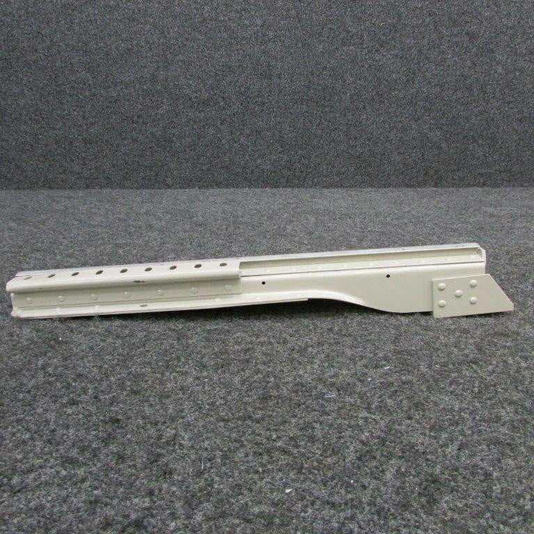Cessna 0812987-7 Cessna 310N Track Seat RH Inbd