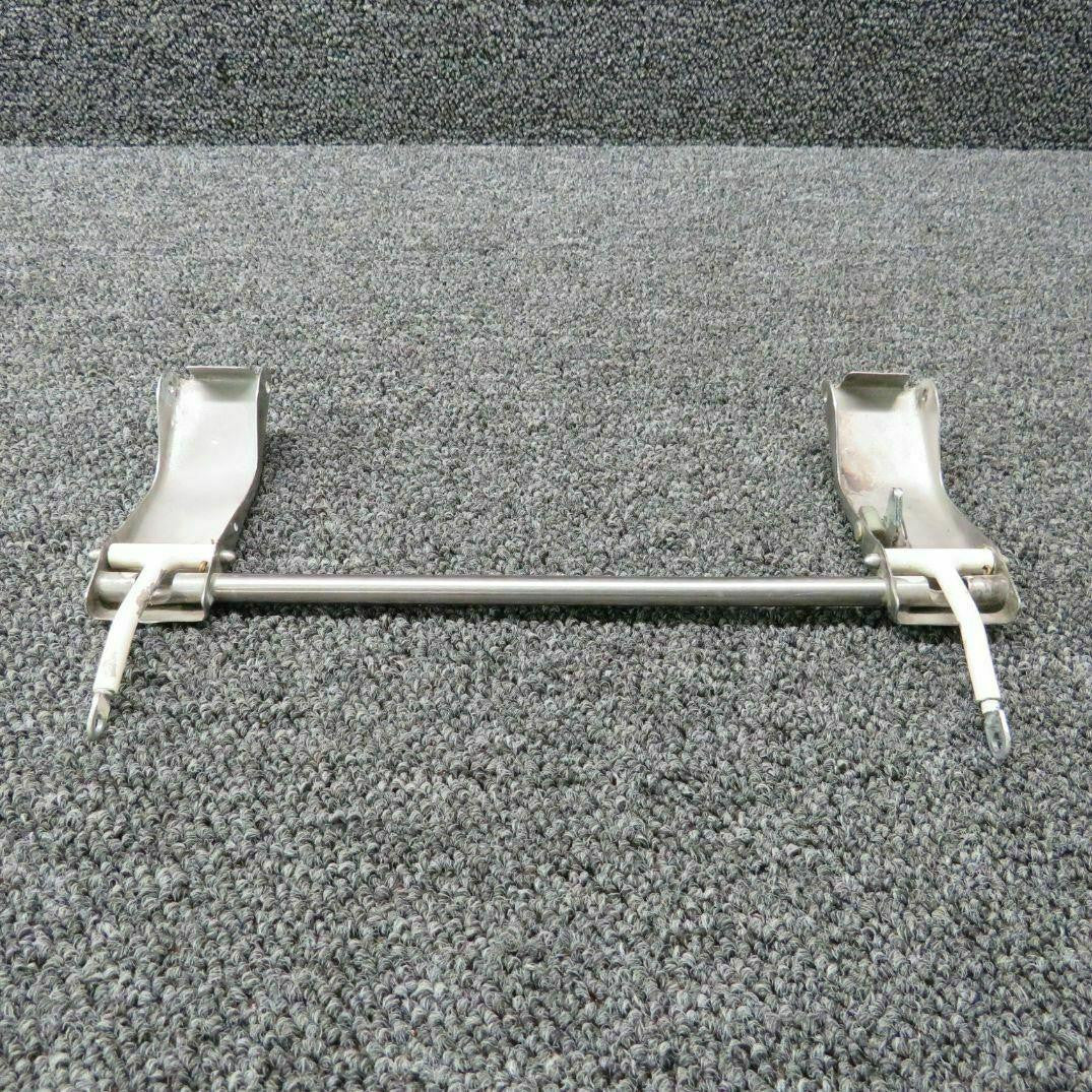 Beechcraft Beech Baron 58 Latch Assy Rear Window RH P/N 35-410291-644, Use 002-430055-2