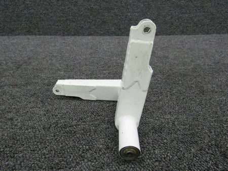 Cessna 2622281-1 Cessna 208B Flap Bellcrank Assy Fwd LH
