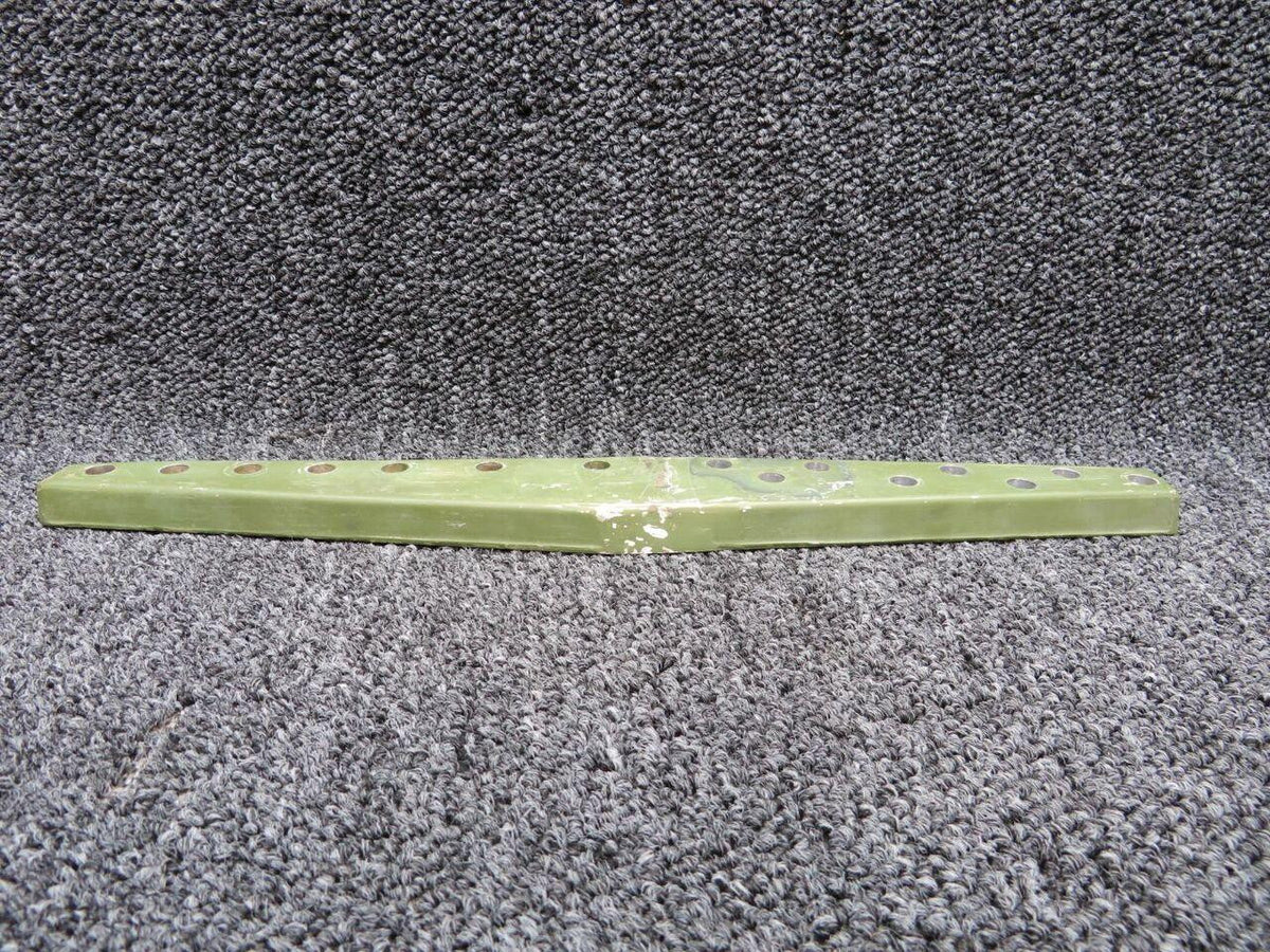 Cessna 0811276-3Use 0811310-1 Cessna 310Q RH Aft Lower Wing Fitting W/ 8130-3