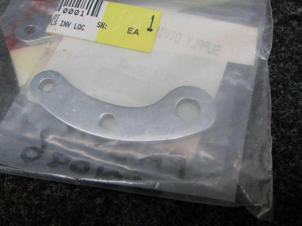 Cessna 5011180-40 Cessna Link Assembly NEW OLD STOCK SA
