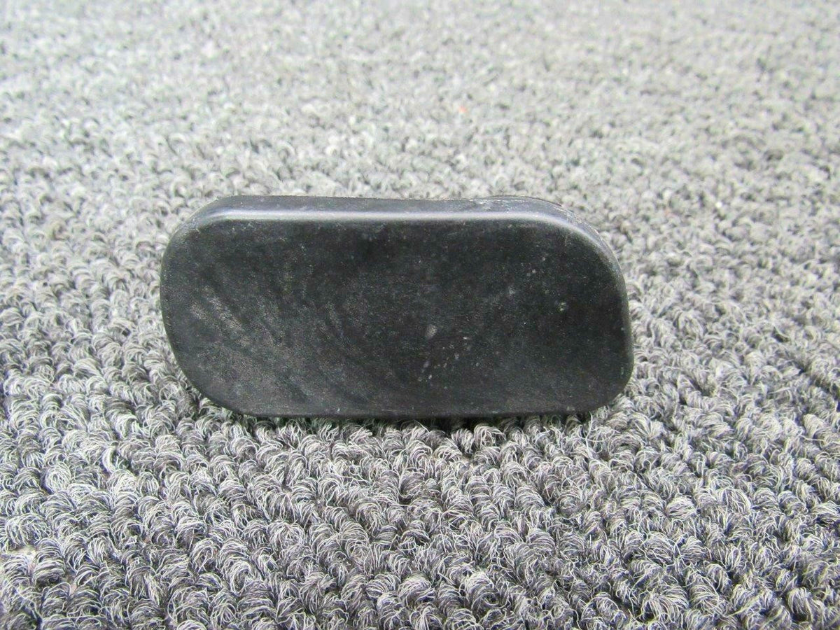 Cirrus 20274-004 Cirrus SR20 Cabin Door Handle RH