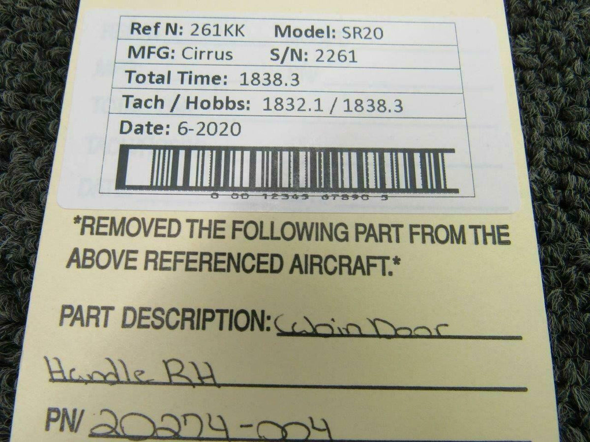Cirrus 20274-004 Cirrus SR20 Cabin Door Handle RH