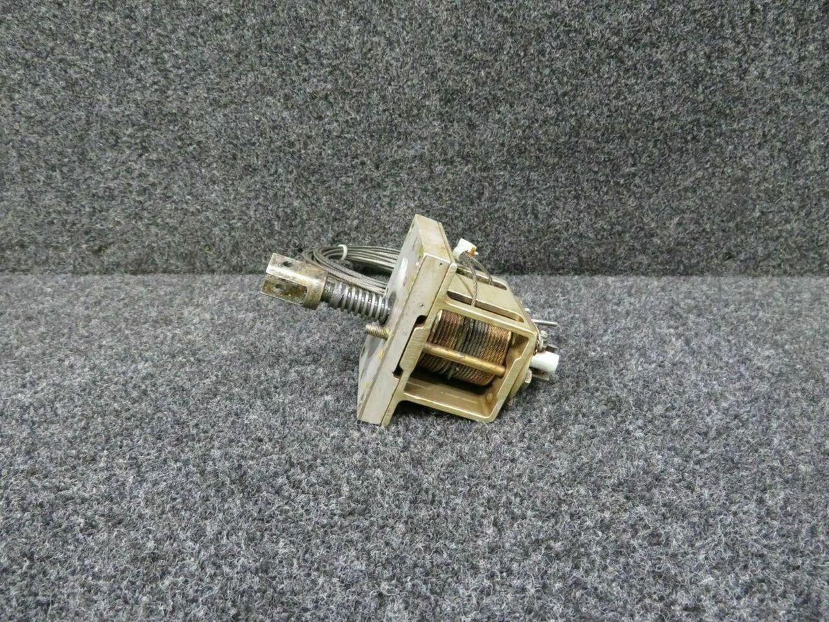 Piper 48809-002 Piper PA-31T Screw Assembly Aileron Trim Tab RH CORE C20