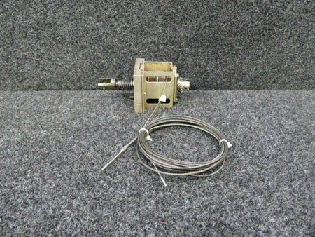 Piper 48809-002 Piper PA-31T Screw Assembly Aileron Trim Tab RH CORE C20