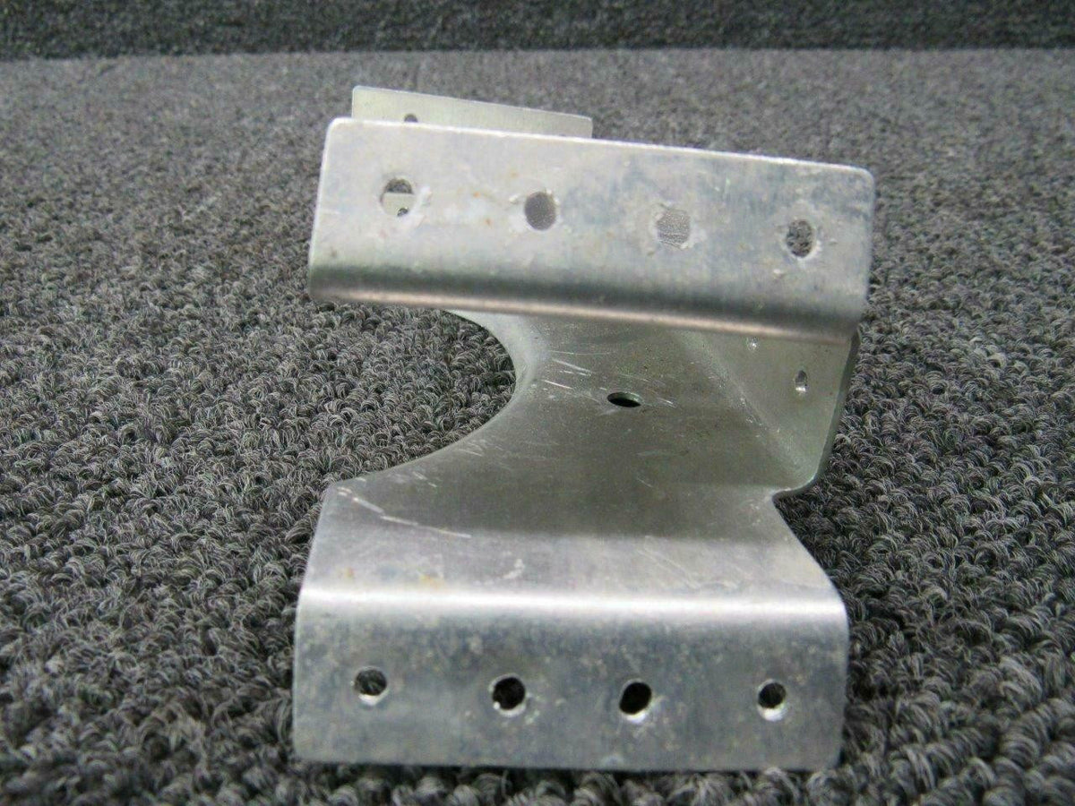 Cessna 1211167-2 Cessna T210N RH Bracket