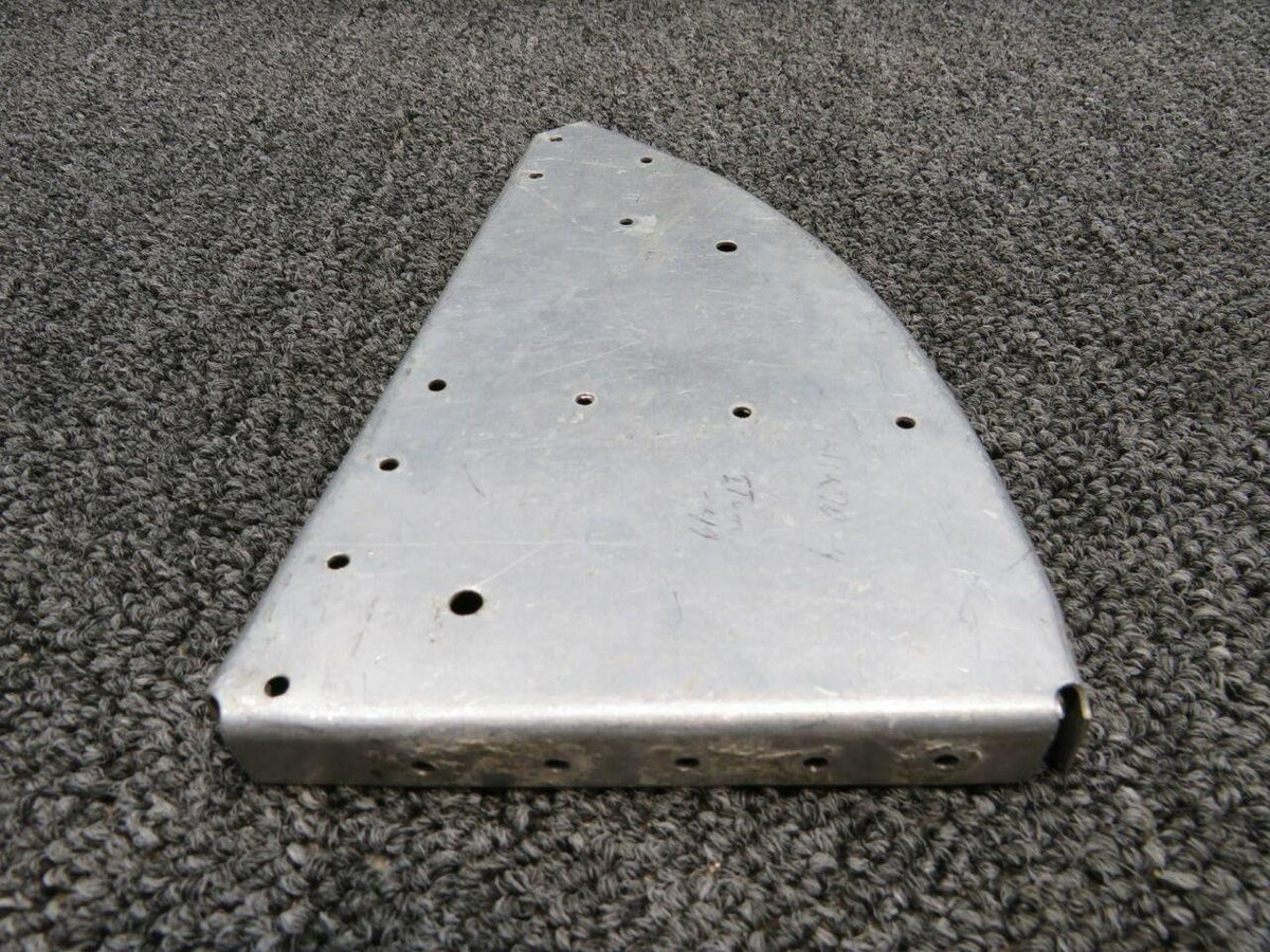 Cessna 1211270-4 Cessna T210N Bulkhead RH