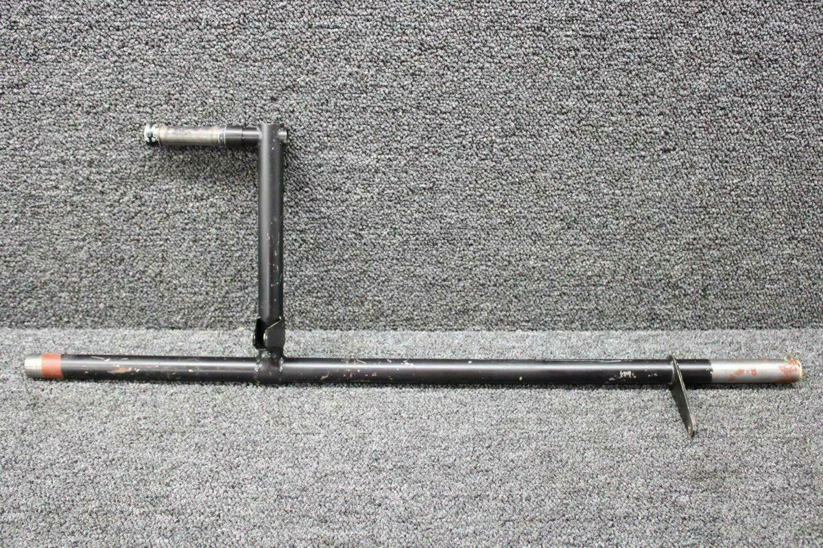 Rockwell 47254-501 Rockwell 112B Shaft Rudder Pedal Support RH