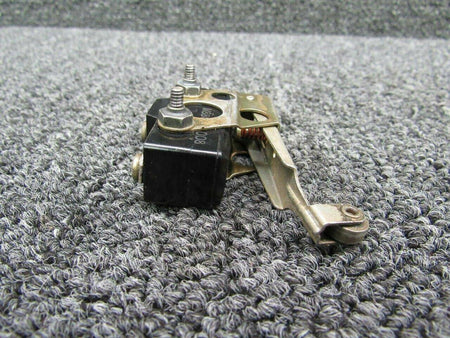 BZ7RWT80 Cessna 421B Switch Flap Reduction (Volts:28) BAS Part Sales | Airplane Parts