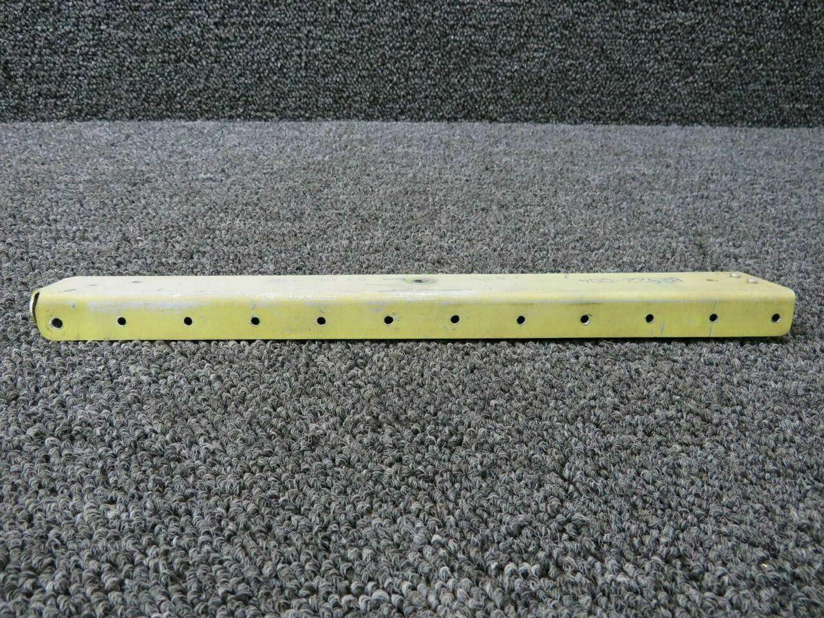 Piper 82922-004 Piper PA46-350P Bracket