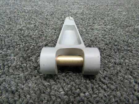 Cirrus 16790-001 Cirrus SR20 Aileron Actuation Arm Assy
