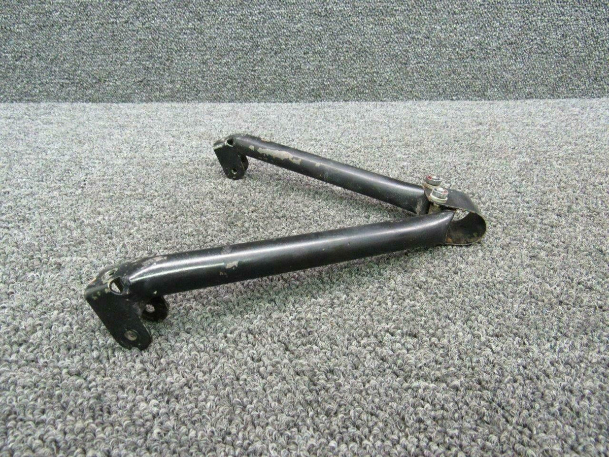 Piper 63464-005 Piper PA32RT-300T Toe Brake Brace Assy