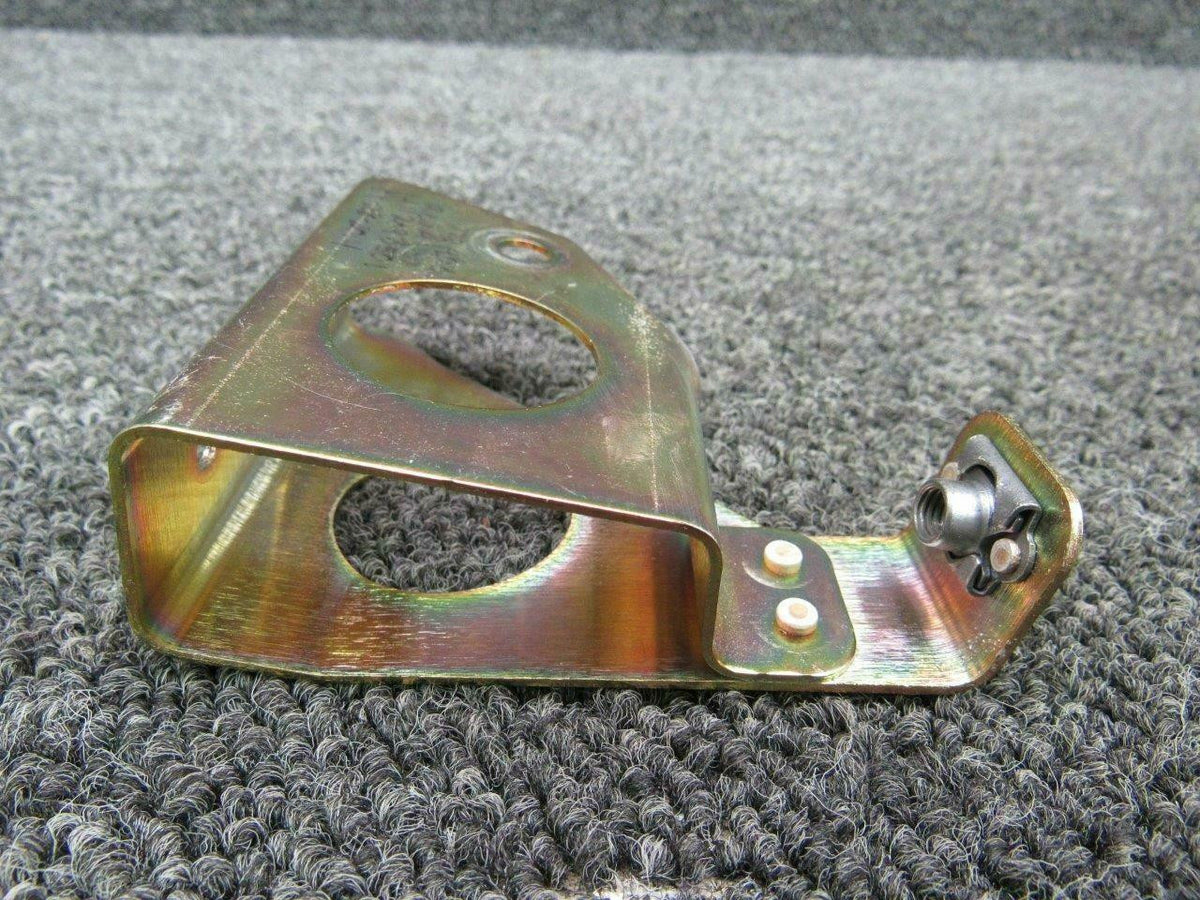 Cirrus 20272-003 Cirrus SR20 Door Cabin Attach Bracket LH