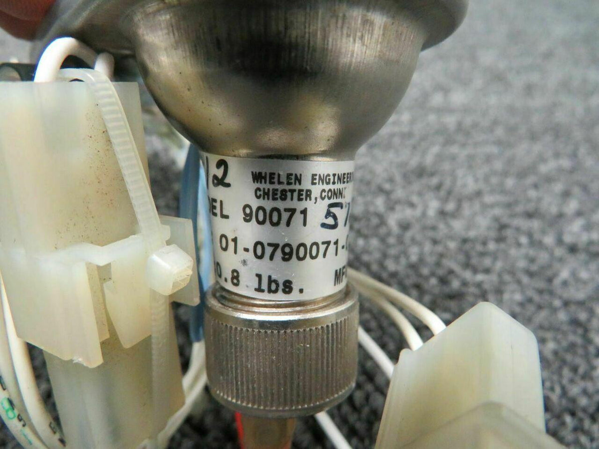 Whelen 01-0790071-01 M/N 90071 Piper Whelen Navigation Strobe Base Volts 28