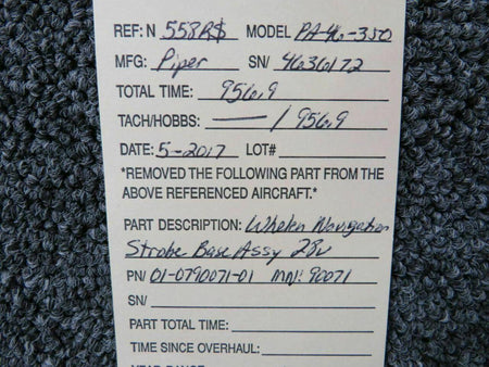 Whelen 01-0790071-01 M/N 90071 Piper Whelen Navigation Strobe Base Volts 28