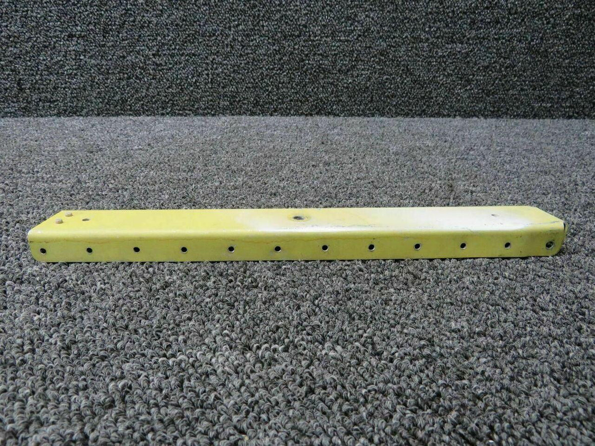 Piper PA46-350P Bracket P/N82922-002