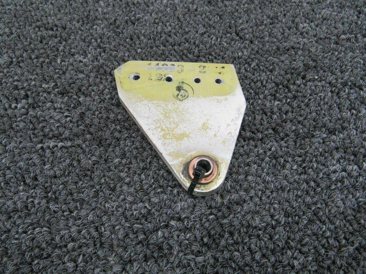 Rockwell 44313-2 Rockwell Commander 114 Elevator Center Hinge Assy RH