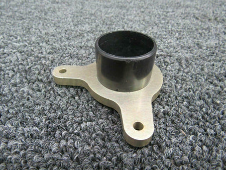 Cirrus 29035-001 Cirrus SR20 Flap Bushing Mount