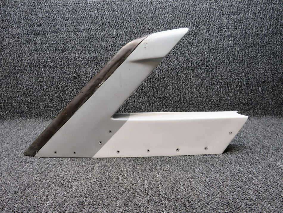 0831116-1 Cessna 310R Vertical Fin Tip Assembly (Striped)