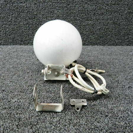 0842215-8 Cessna 320D Taxi Light Assy W/ Mount (Volts: 28) BAS Part Sales | Airplane Parts