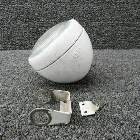 Cessna 0842215-8 Cessna 320D Taxi Light Assy W/ Mount Volts 28