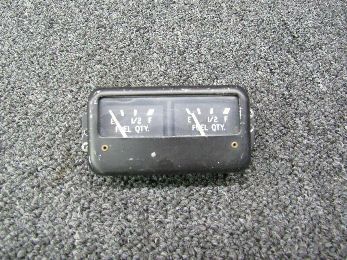 Rochester C669561-0102 Alt C669561-0105 Rochester Dual Fuel Quantity Indicator V21-32