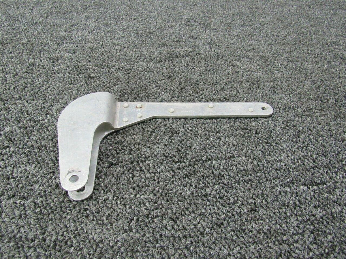 Cessna 1260649-1 Cessna T210N Tail Bellcrank Link