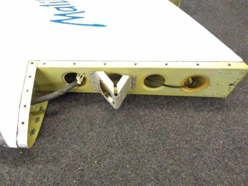 Piper 83401-002 Piper PA46-310P Vertical Assy