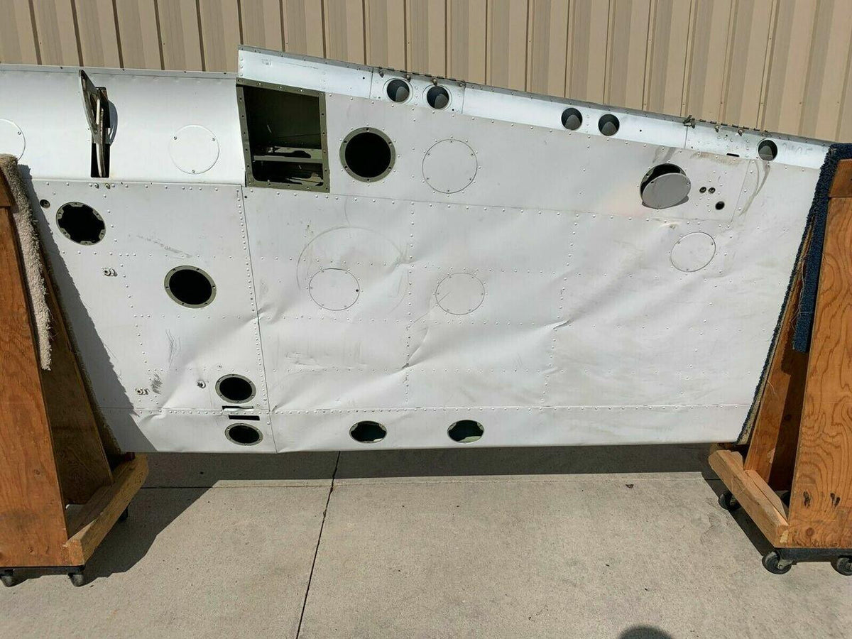 0722000-32 Cessna 182T Wing Assy RH Structure CORE BAS Part Sales | Airplane Parts