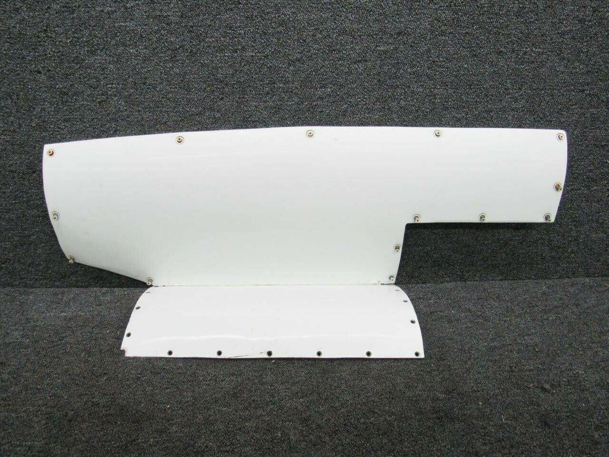 Cessna 5052020-204 / 5052020-208 Cessna 421B Door / Panel Engine Cowl Inbd RH