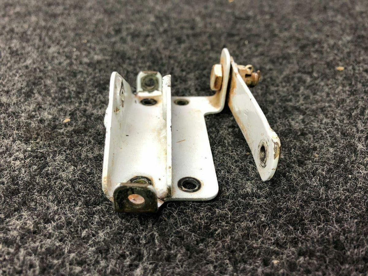 Piper 51078-004 Piper PA-31T Hinge Assy Rudder Lower
