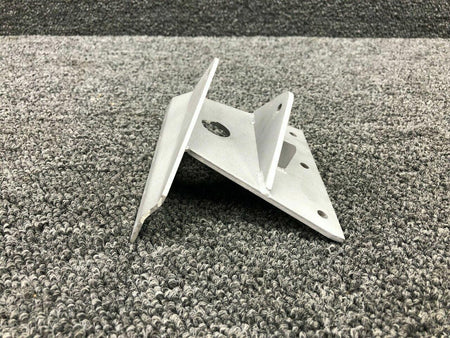 Continental 5650003-31 Use 5650003-29 Continental TSIO-520-N Alternator Bracket Mount