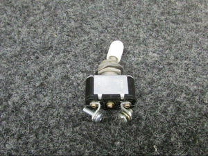 MS35058-22 (Alt: 8801K22) Cutler-Hammer Toggle Switch