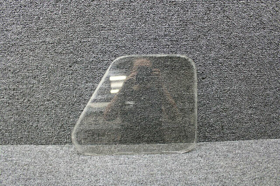 Cessna 0311001-22 Cessna 195A Cabin Window #2 Tinted