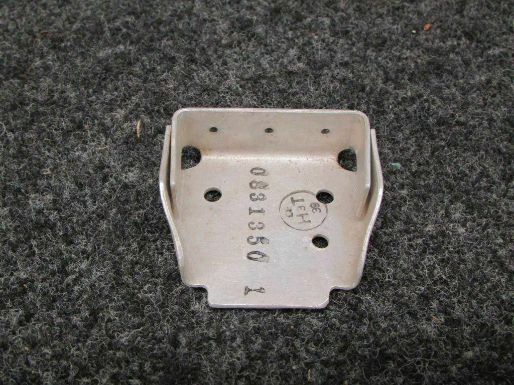 Cessna 0831350-1 Cessna Bracket Assembly SA