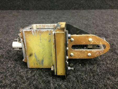 Piper 51288-007 Piper PA-31T Cheyenne Screw Assy Elevator Trim Tab RH