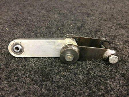 Piper 48807-002 / 48808-002 Piper PA-31T Cheyenne Link Assy Aileron Tab Control