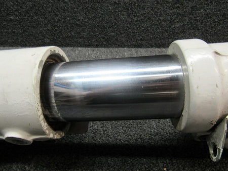 Piper 45504-009 Piper PA-31T Cheyenne Strut Assy Main Gear RH