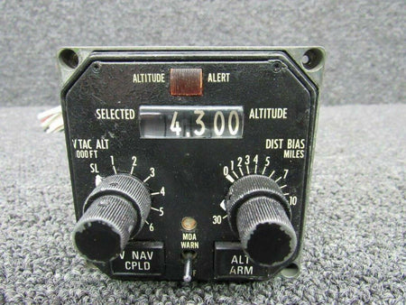 Piper 066-3022-07 Piper PA31T Bendix King Vertical NAV Computer
